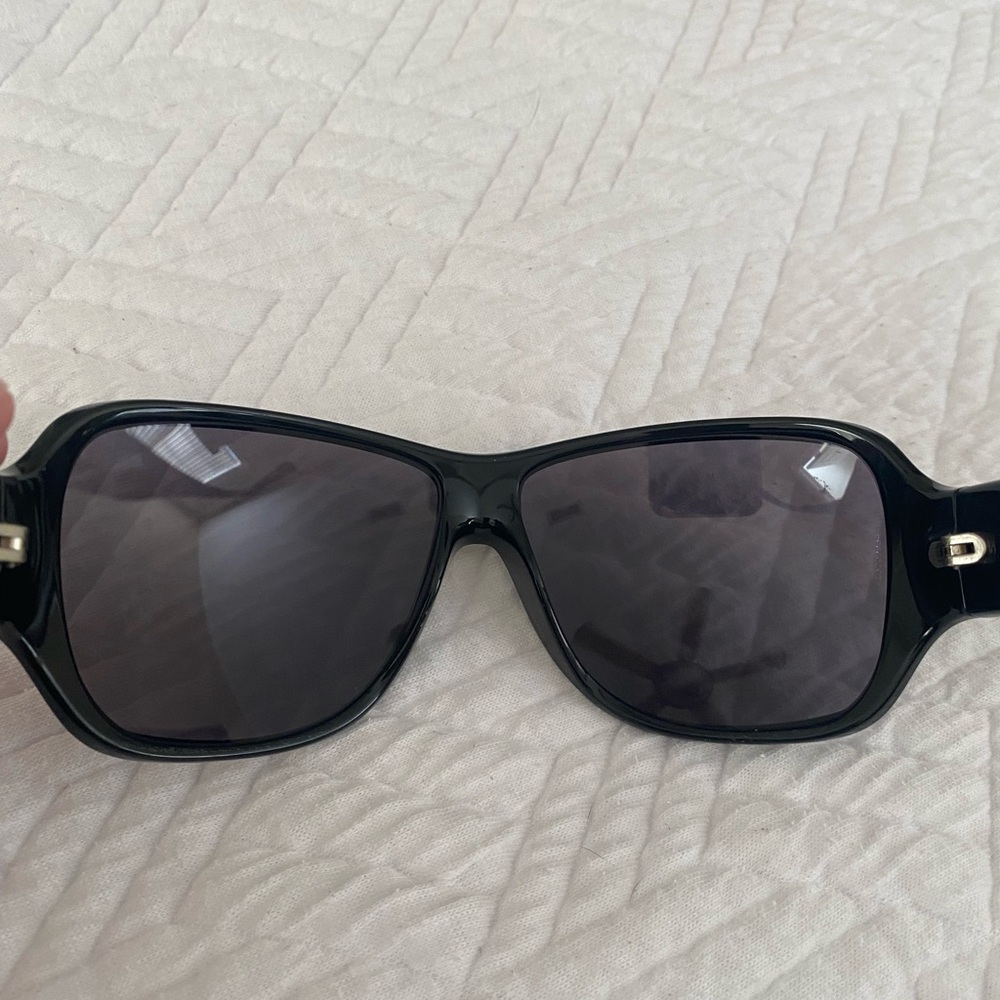 Chanel Black Quilted Sunglasses Case - Picture 7 of 9